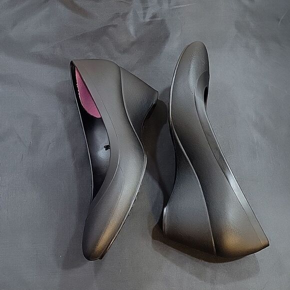 CROCS WOMEN'S LINA WEDGE ROUND TOE SLIP-ON SHOES - Picture 12 of 16